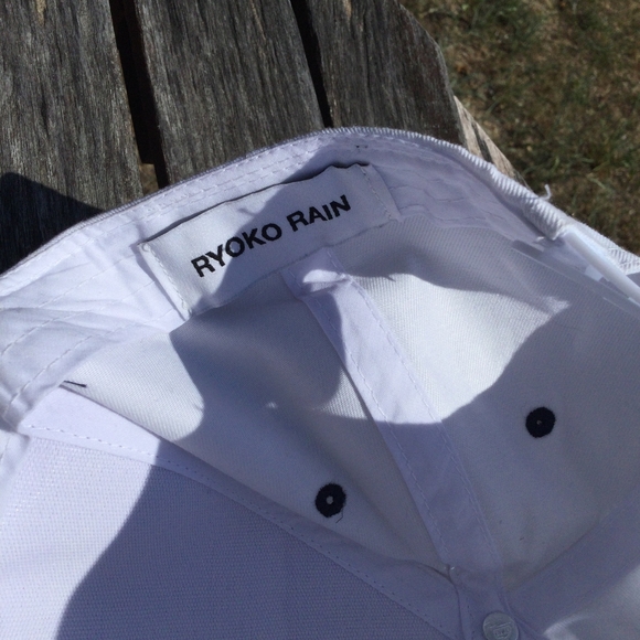 Ryoko Rain Floral Adjustable Baseball Cap - Picture 5 of 7